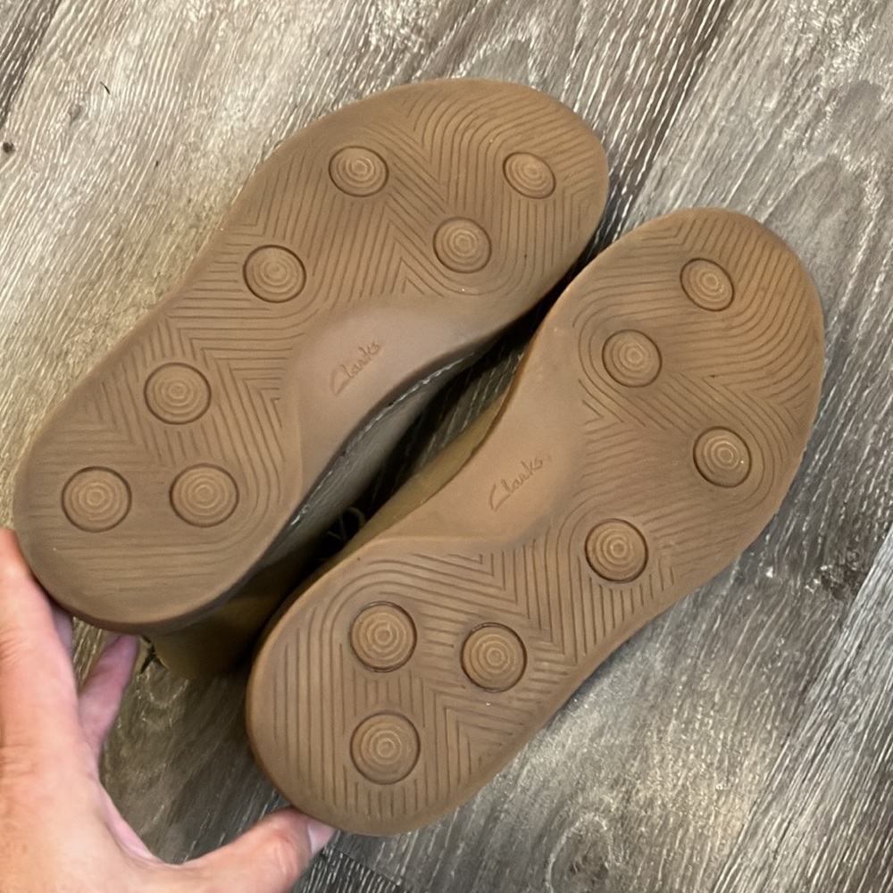 Clarks - Picture 10 of 17